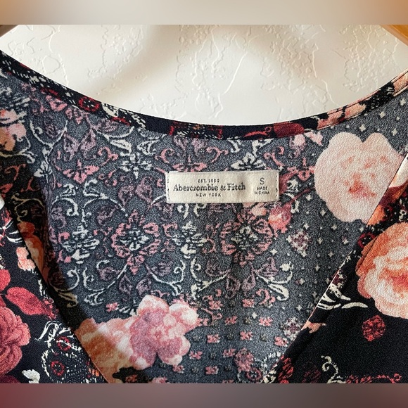 Abercrombie & Fitch Long Sleeve Floral Dress, Size Small, Ruffle/Flowy Skirt••• - Picture 5 of 12